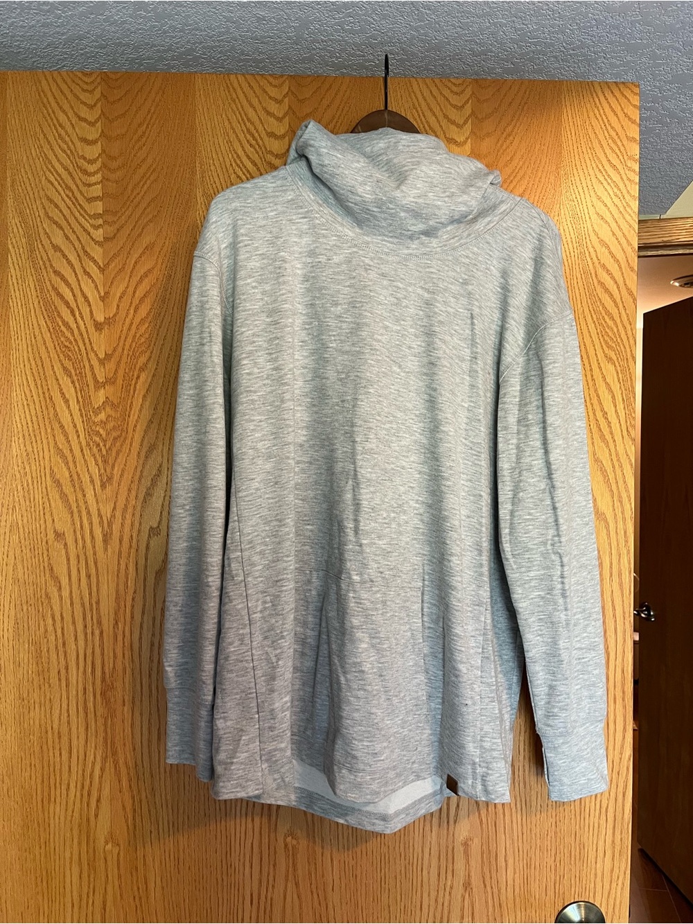 Fundamental Coast Light Gray Hooded Long Sleeve Top size: XL